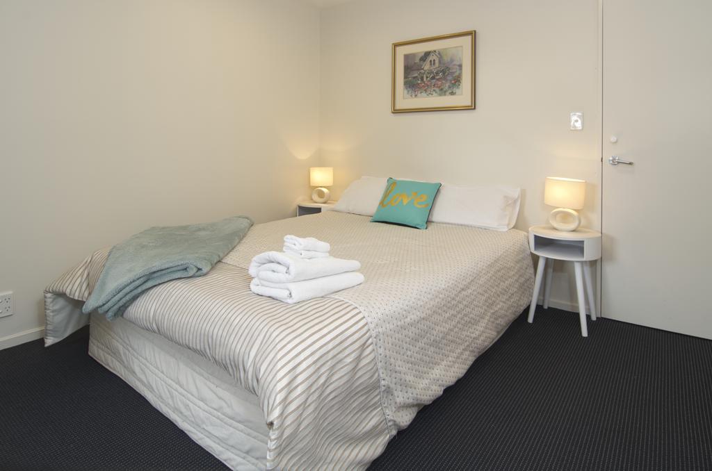 Riccarton Loft - Christchurch Holiday Homes