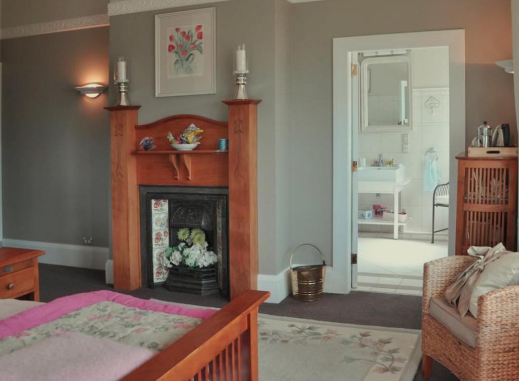 Dyers House 5*