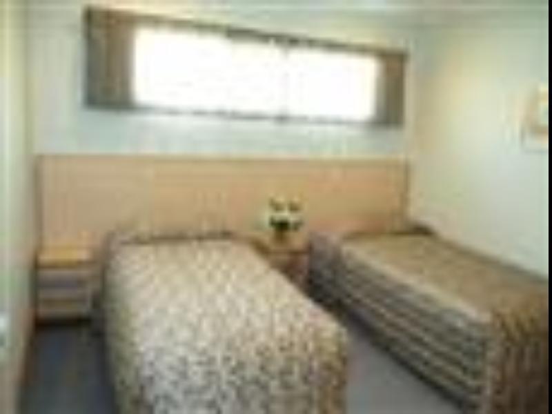 Amross Court 4* Christchurch