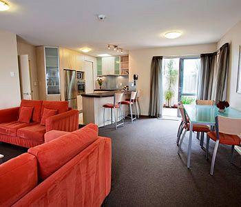 162 Kings Of Riccarton Motel 4*