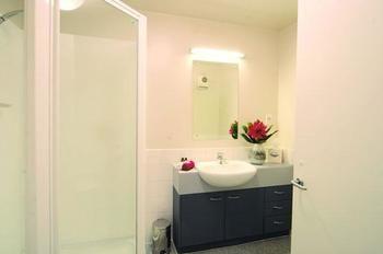 Addington Court Motel 4*