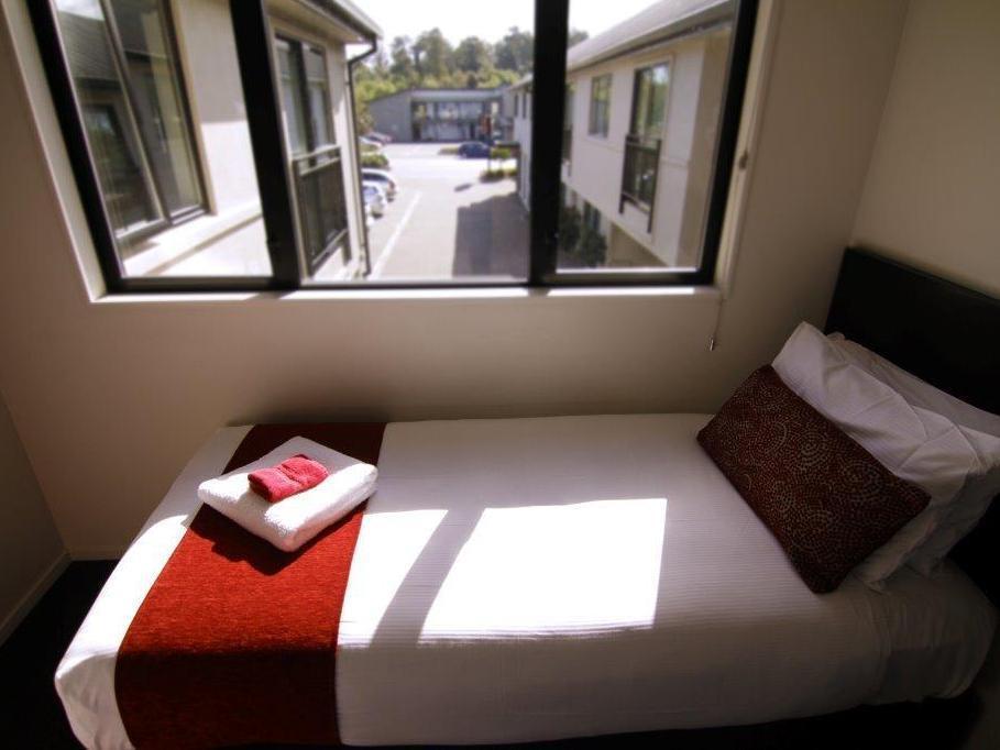 Metropolitan On Riccarton 4*