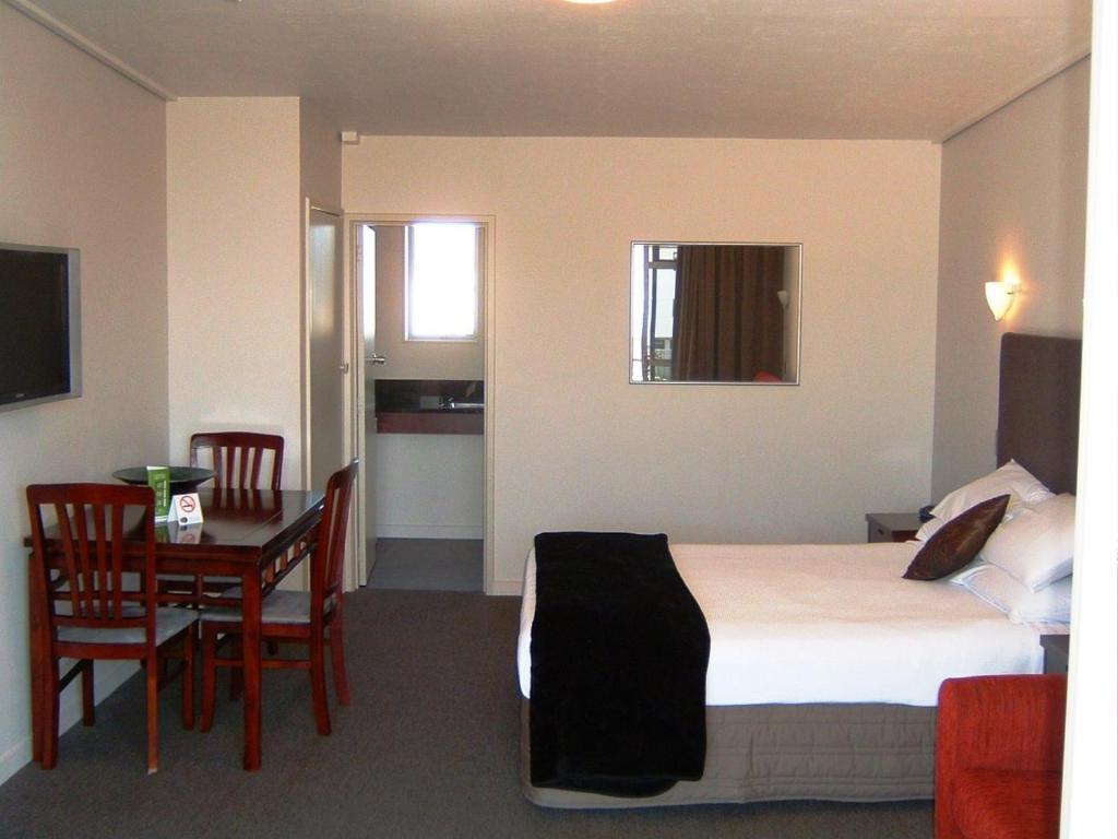 City Central Motel Apartments Motel 4*