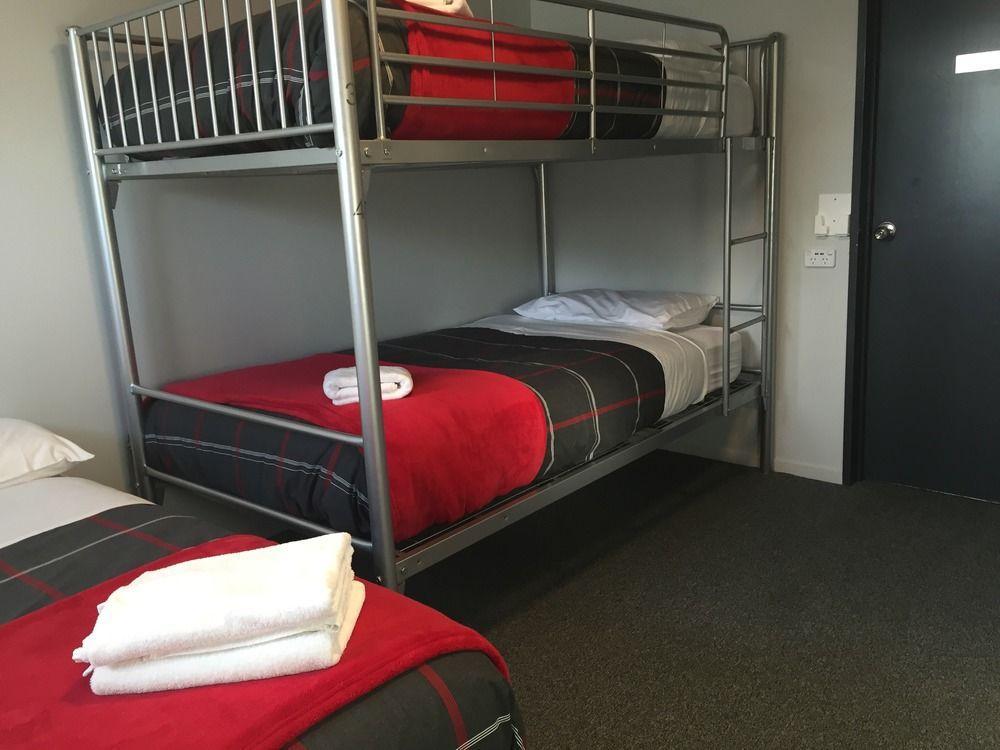Hostel Urbanz *