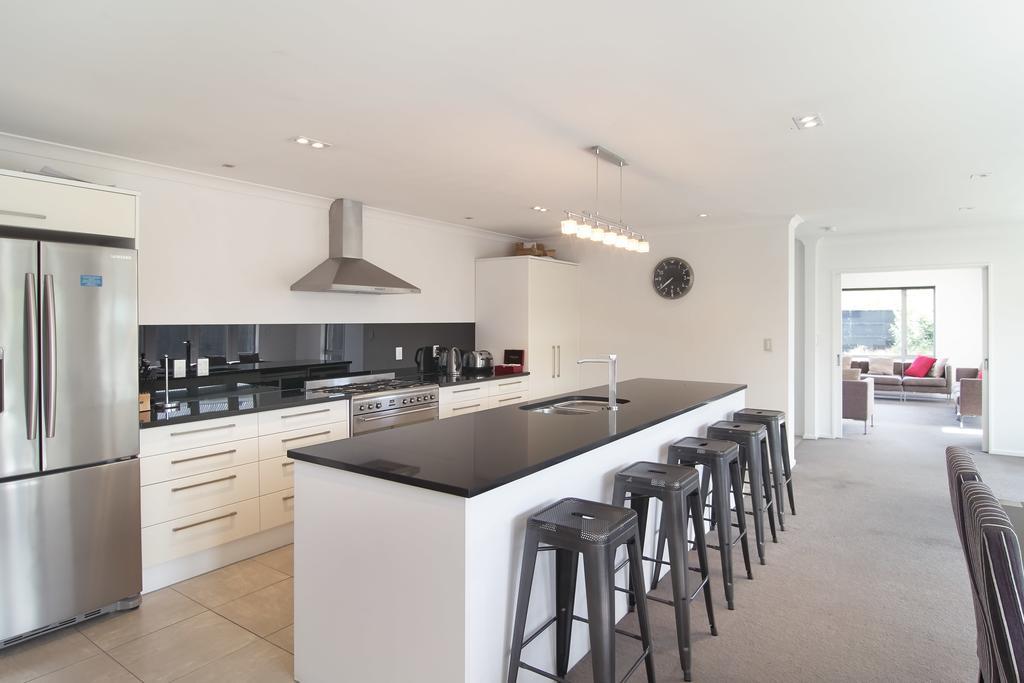 Holiday home Ilam Villa - Christchurch Holiday Homes *