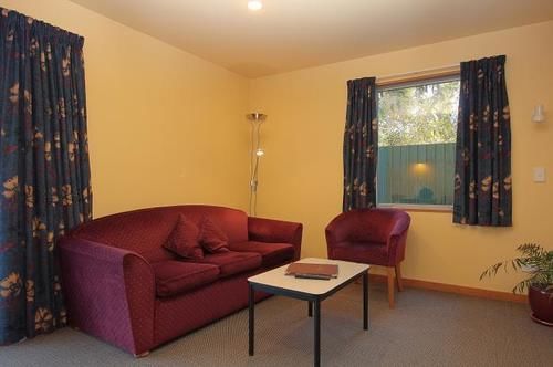 306 4* Christchurch
