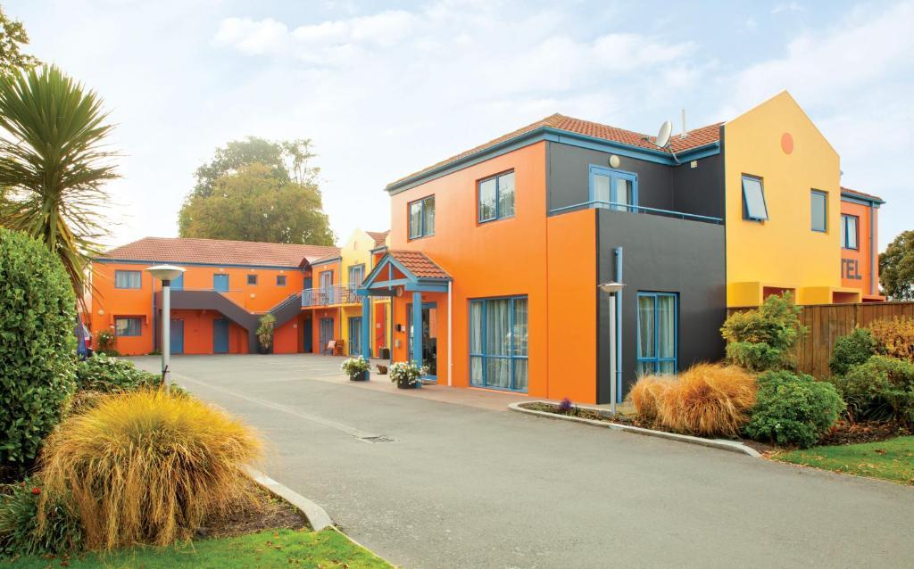 Addington Court