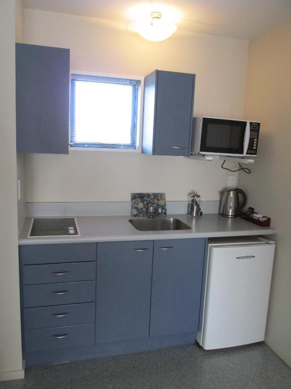 Addington Court Motel 4*