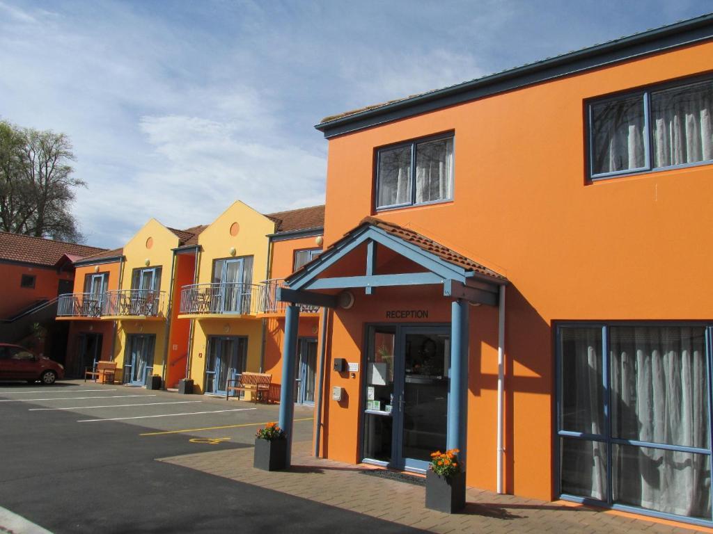 Addington Court