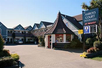 Amross Court Motel 4*