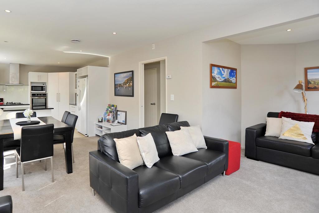 Holiday home Regents 94B - Christchurch Holiday Homes Christchurch