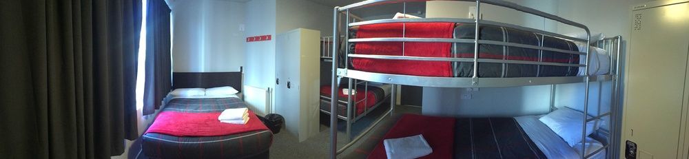 Hostel Urbanz *