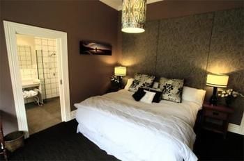 Pomeroys On Kilmore Guest house