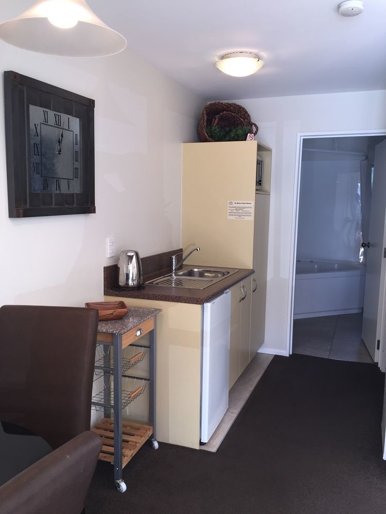 Tuscana Motor 4*