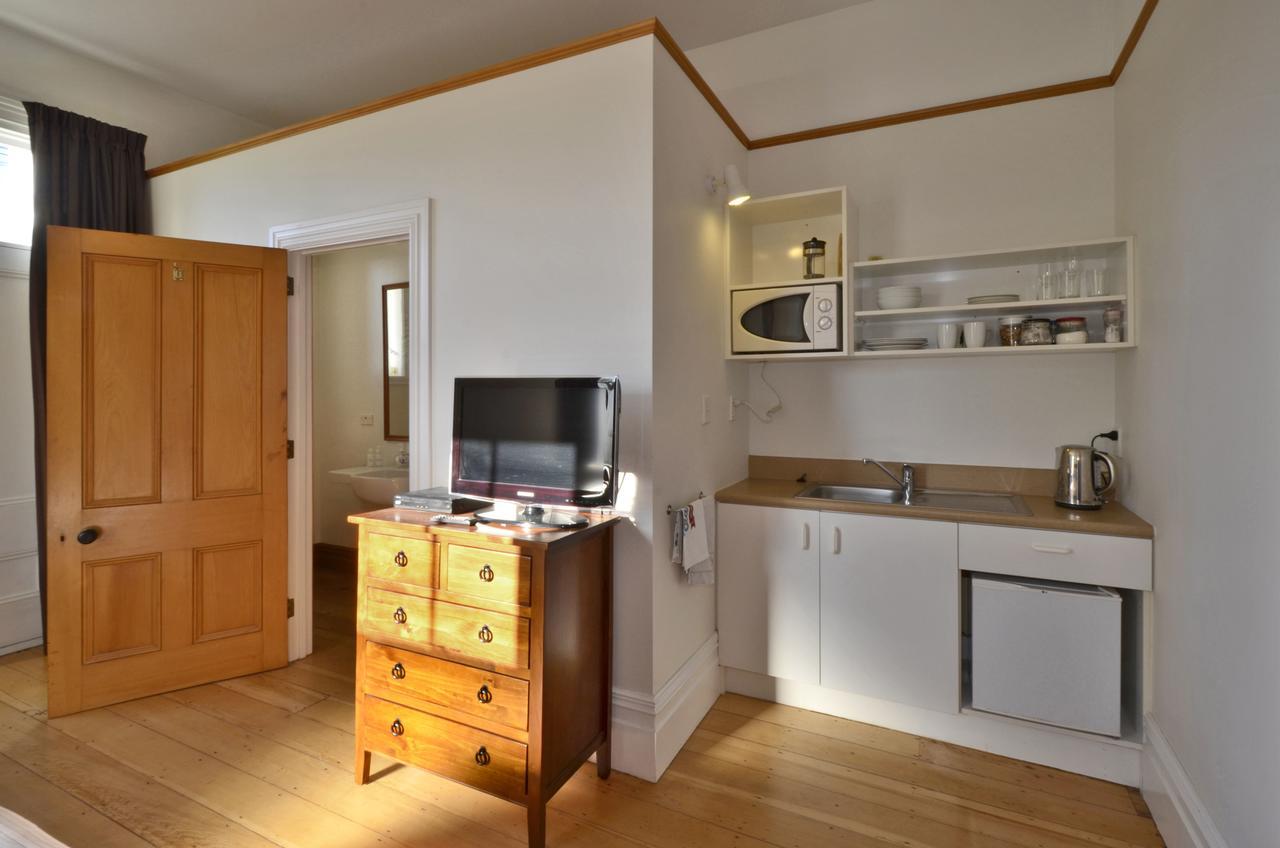 Acomodação com café da manhã  Abbott House B&B