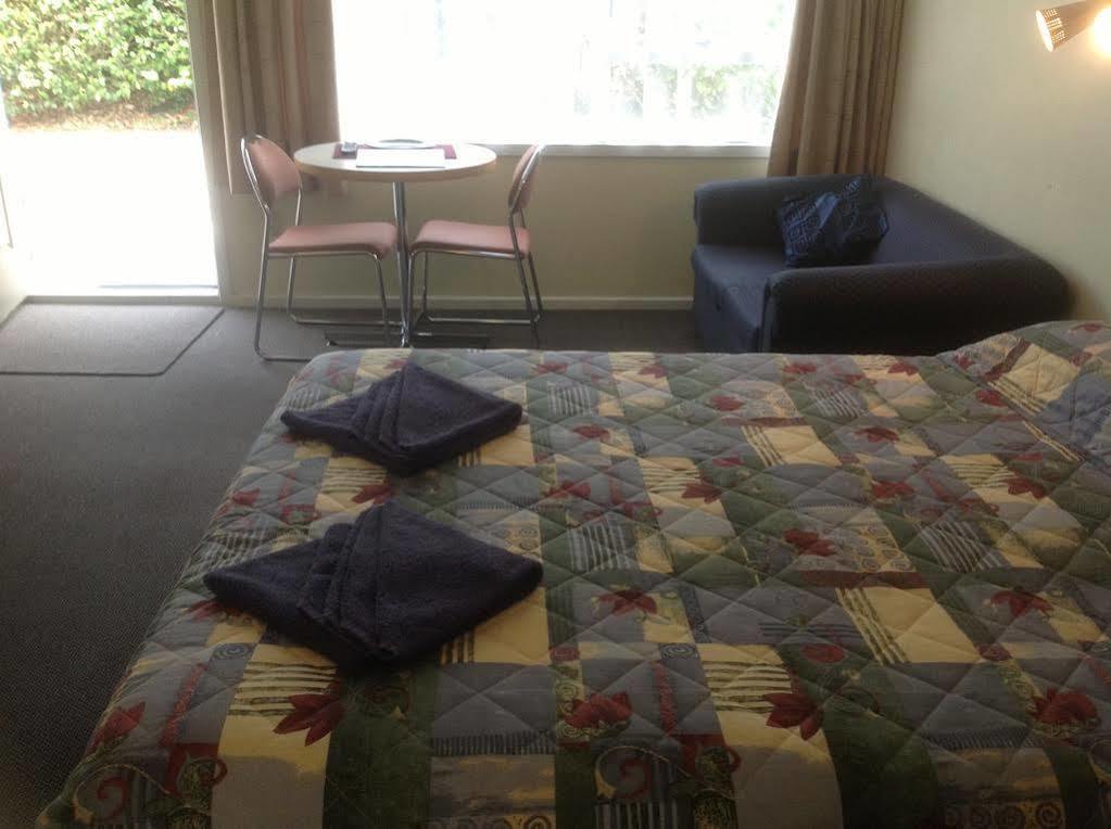 The Adelphi Motel