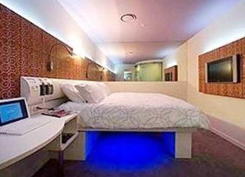 Seasons Hotel 3*