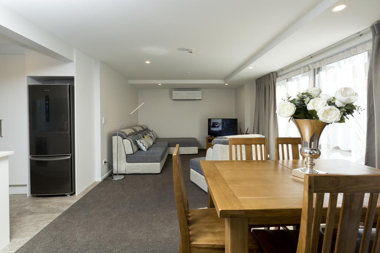 Motel 2 On Whiteleigh And 239 On Lincoln 5*