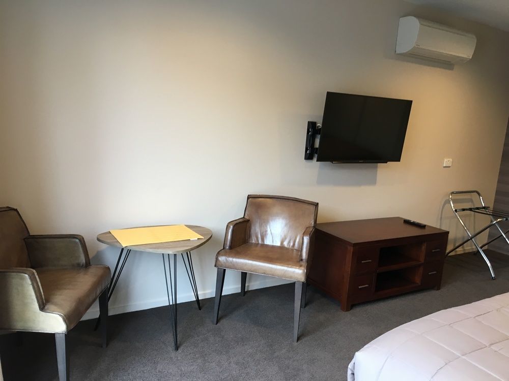Achilles 3* Christchurch