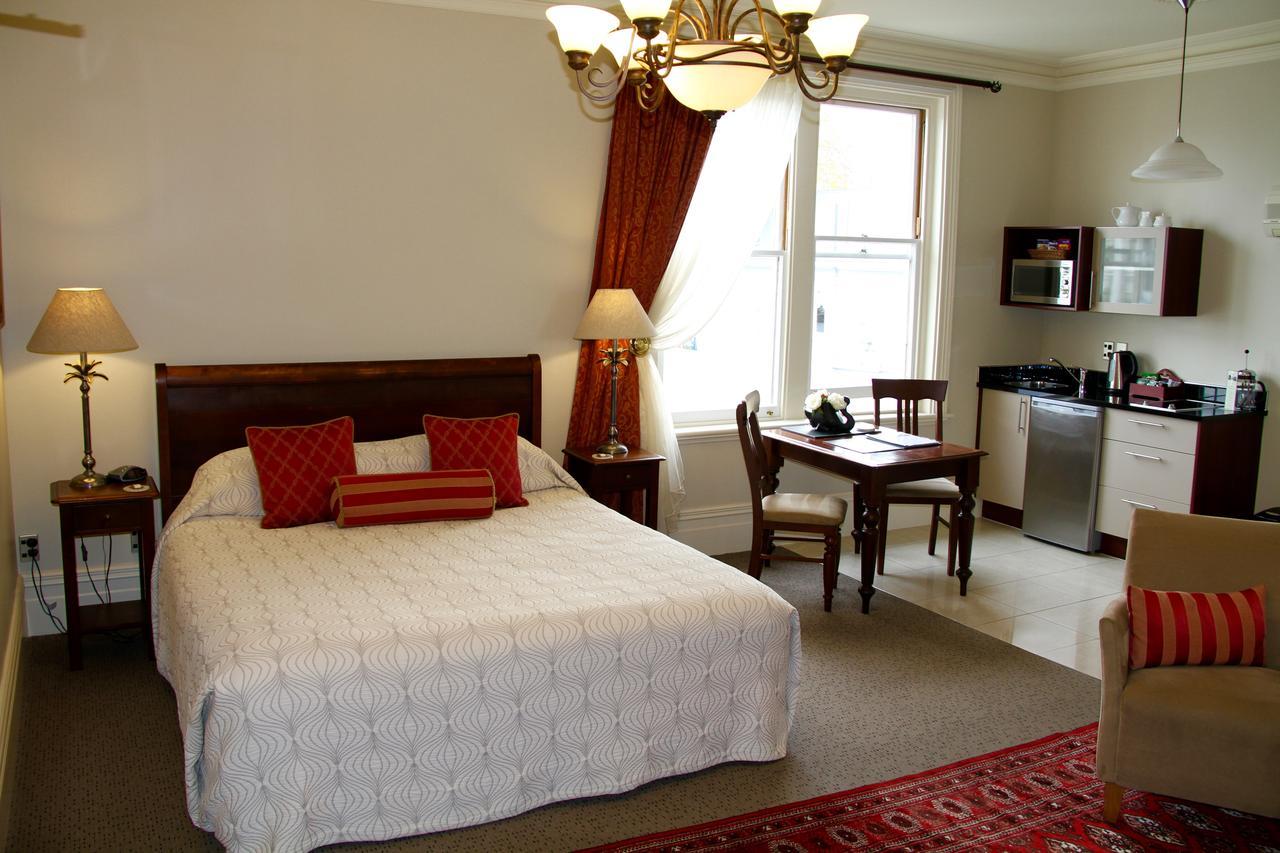 Merivale Manor Hotel