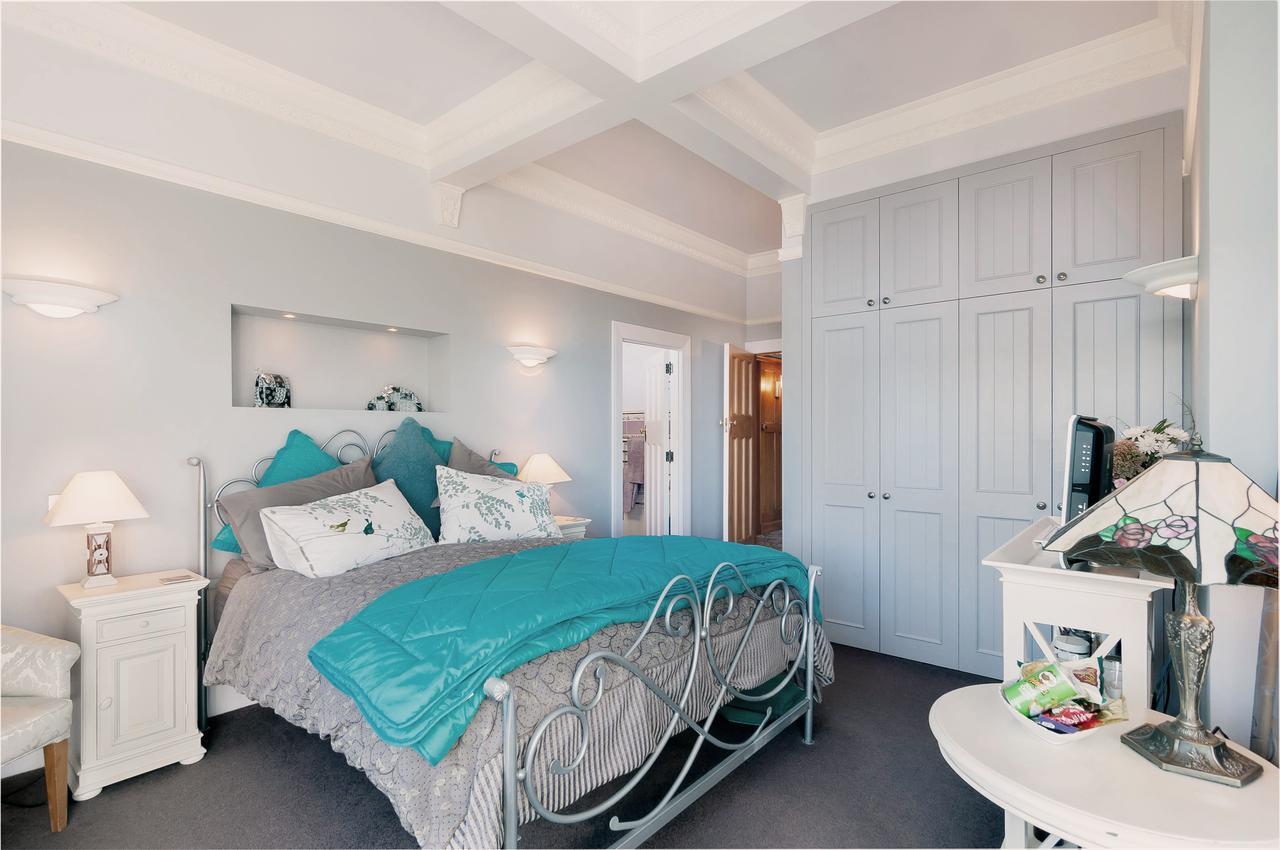Dyers House 5*