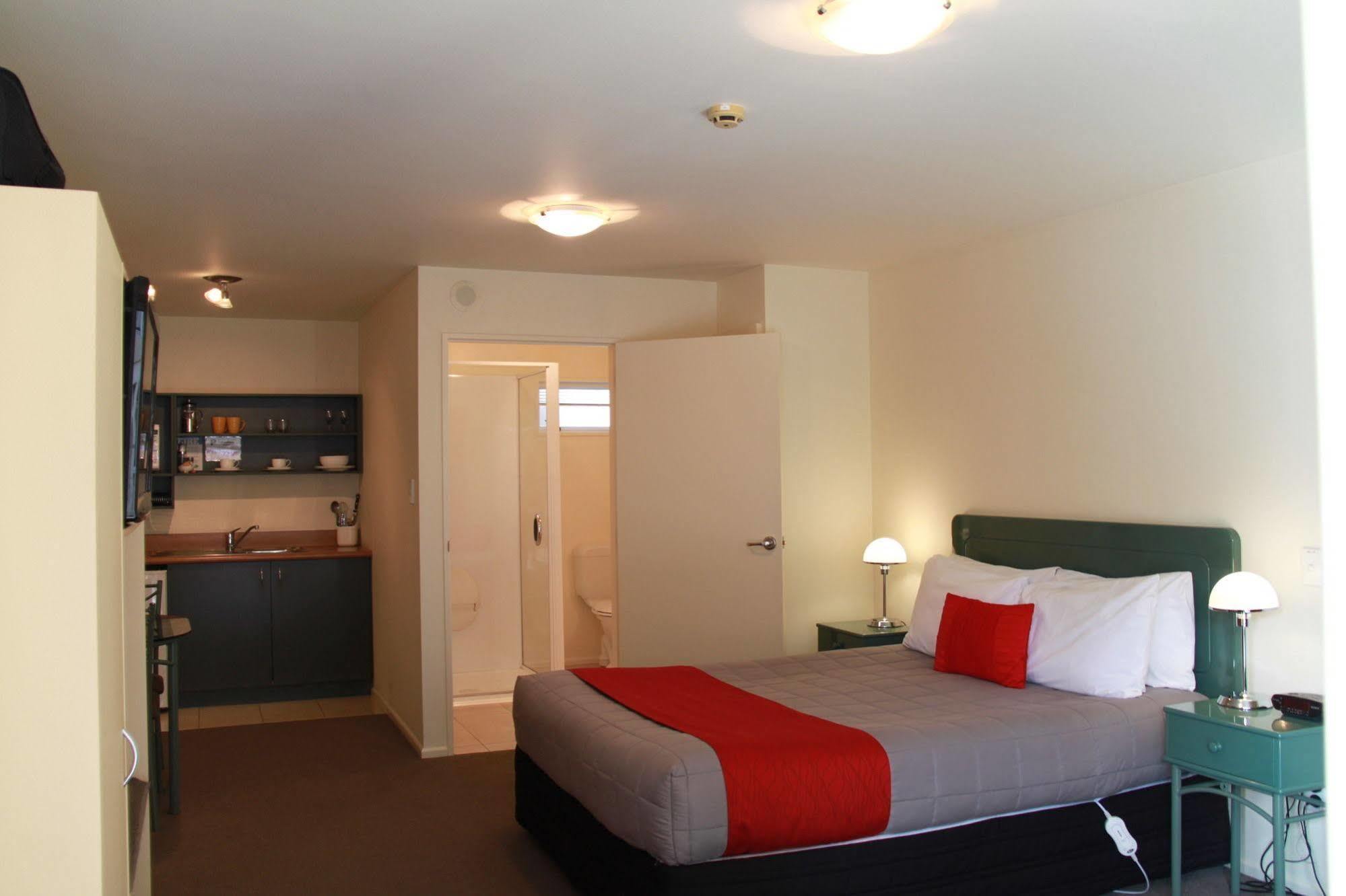 Motel The Milano 4*