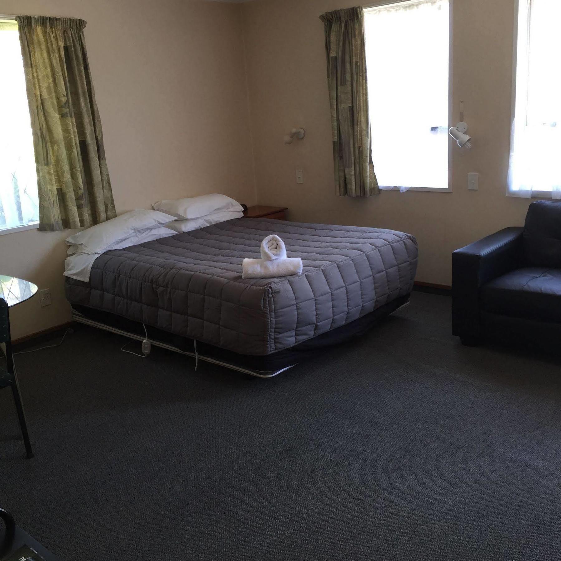 Ferry 3* Christchurch