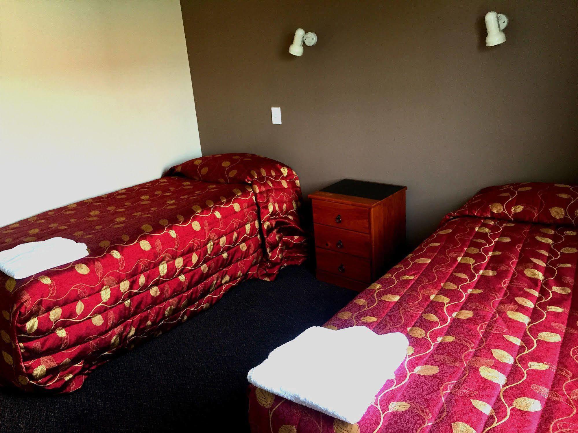Papanui Court 4*