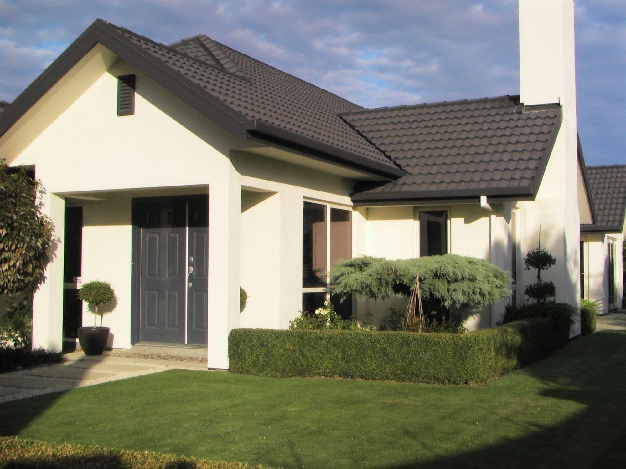 Bed & Breakfast The White House Christchurch