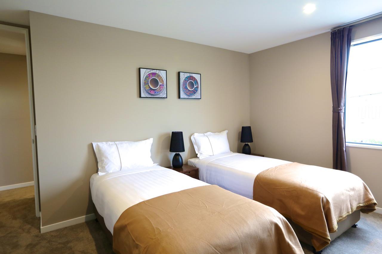 Golden Sun -two Bedrooms, Three Bedrooms Christchurch