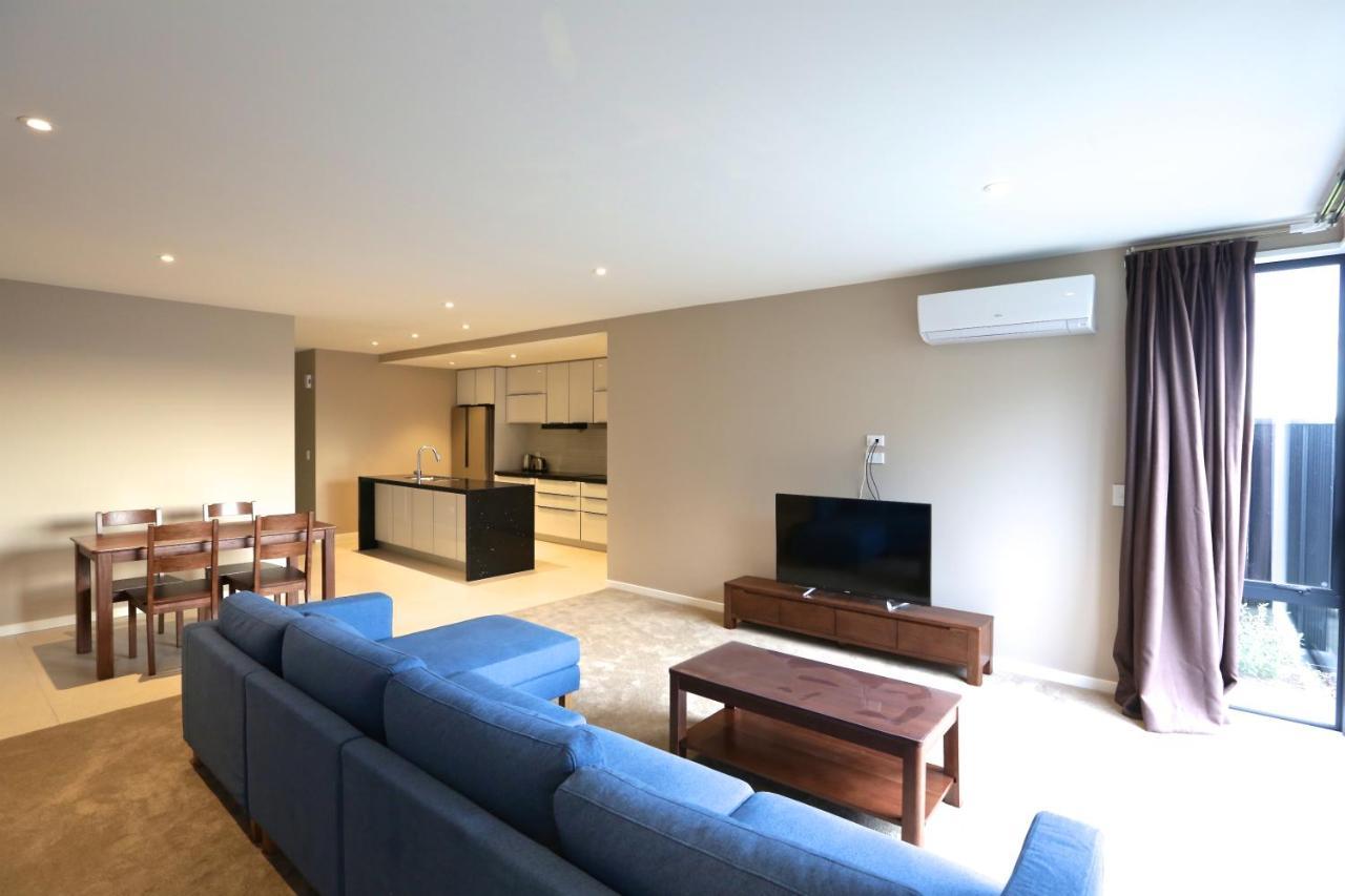 Golden Sun -two Bedrooms, Three Bedrooms *