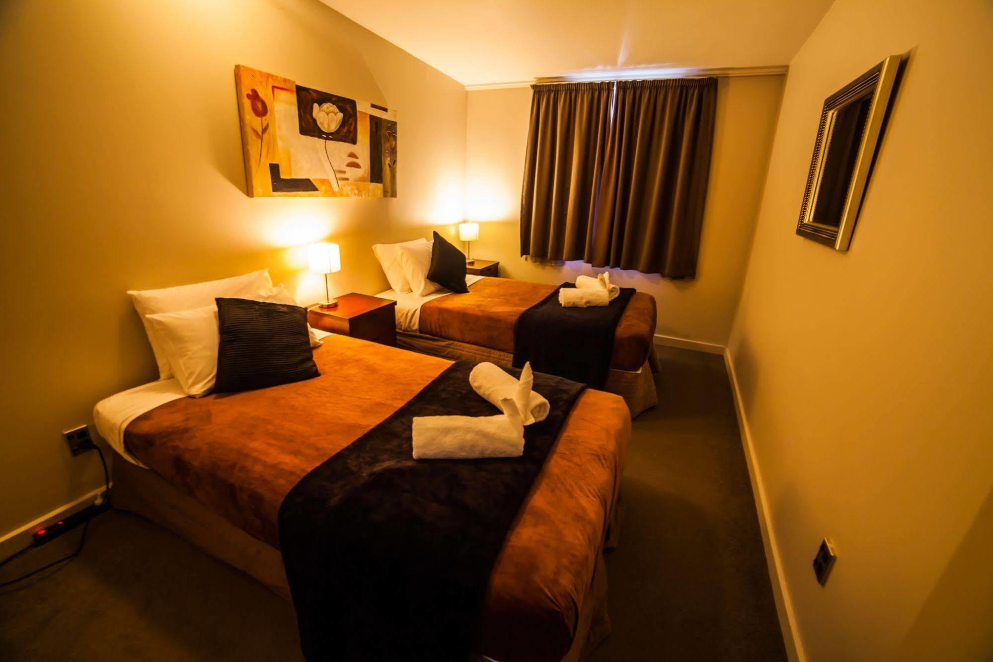 City Central Motel Apartments Motel 4*
