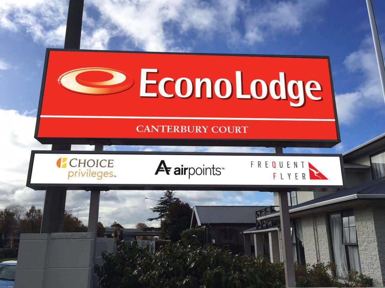 Econo Canterbury Court 3*