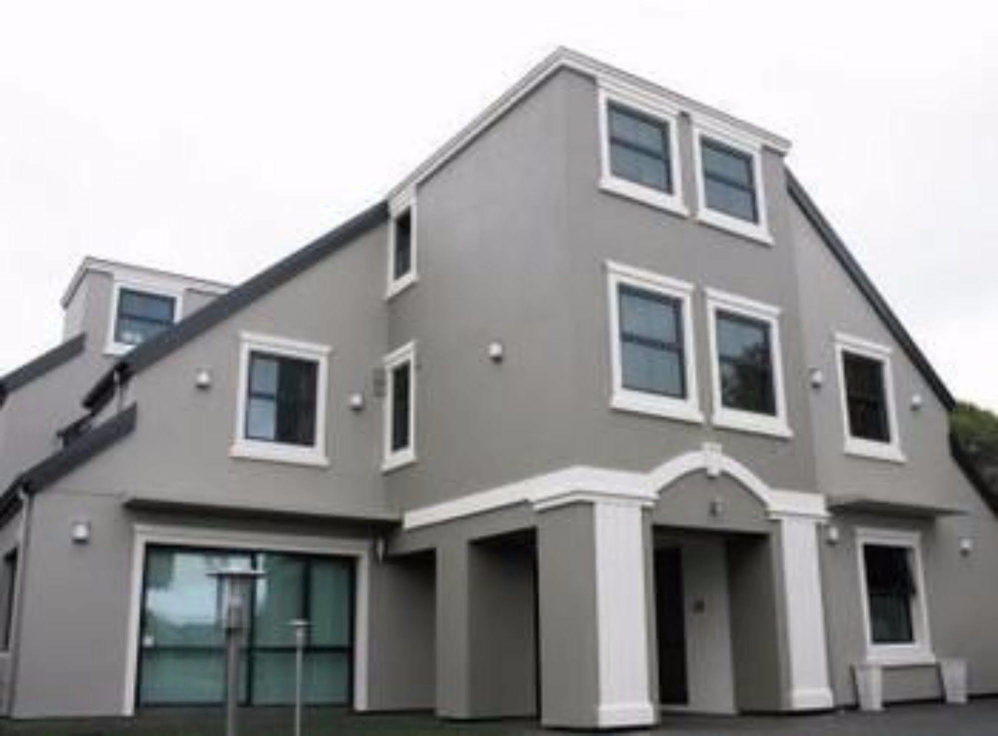 Motel Athena 4*