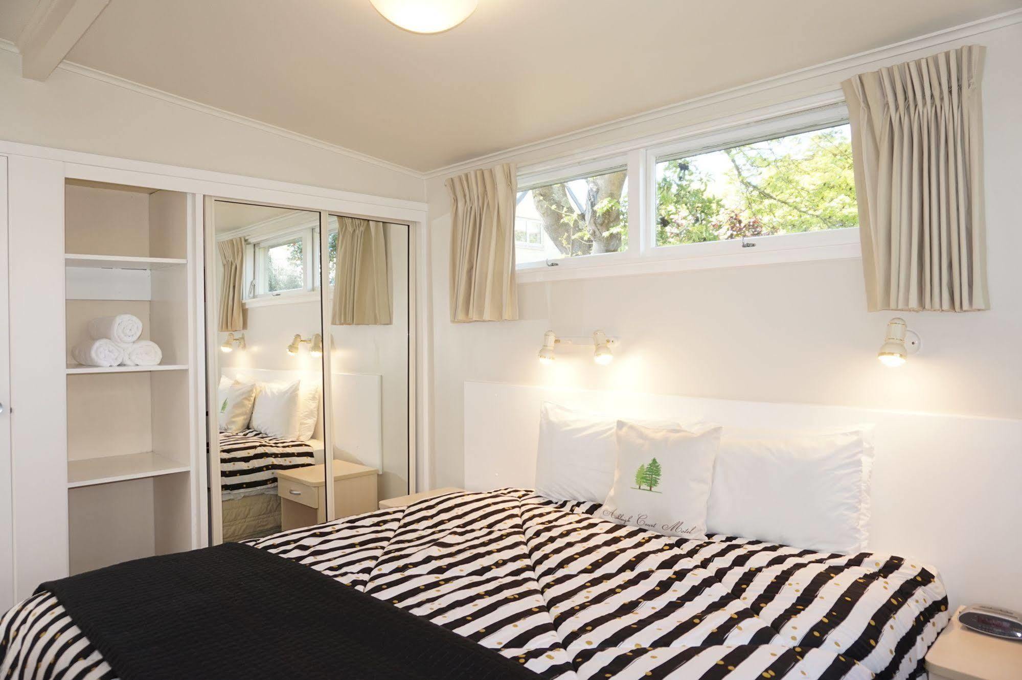 Motel Ashleigh Court Motel-christchurch Hagley Park Christchurch