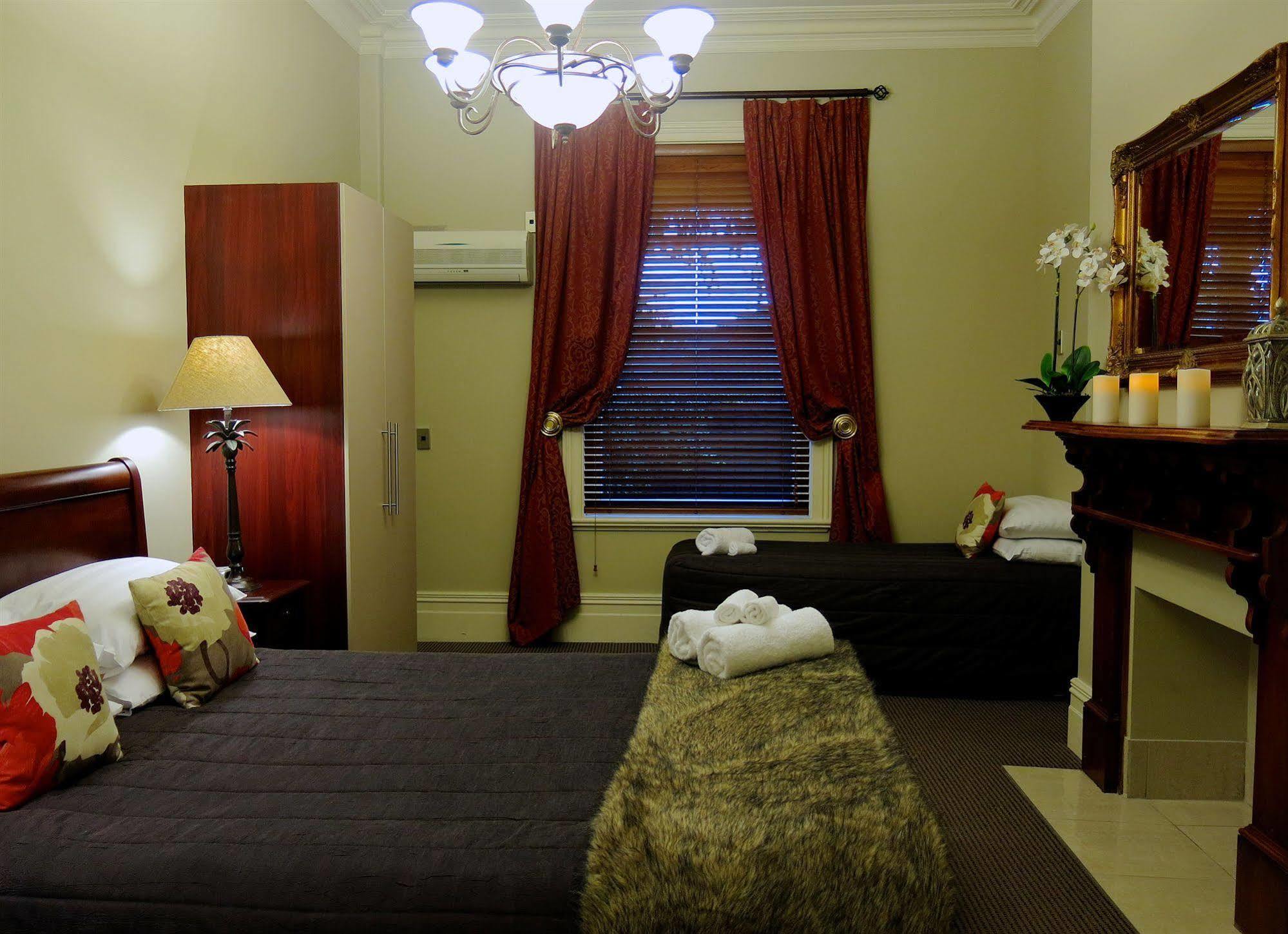 Merivale Manor