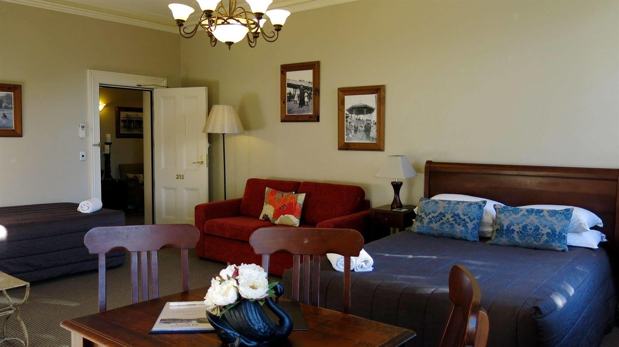 Hotel Merivale Manor 4*