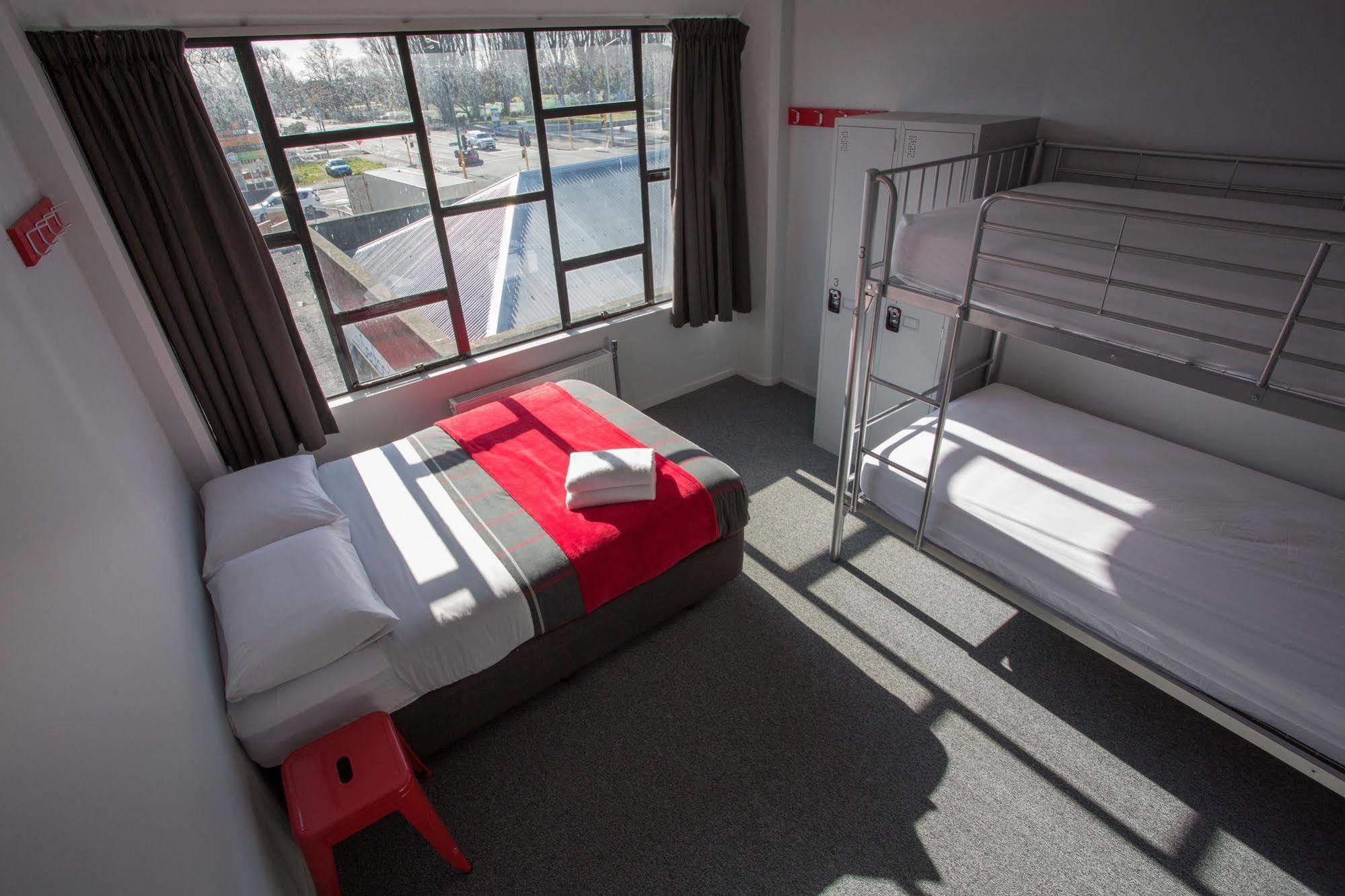 Urbanz Hostel