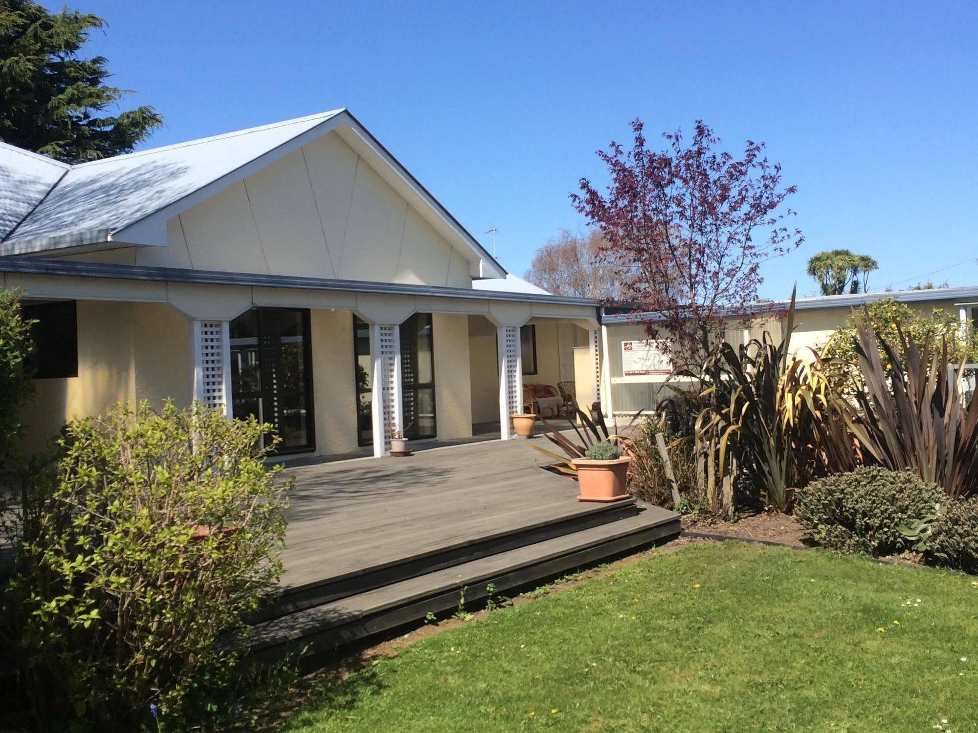 Bed & Breakfast Water Lily Garden Christchurch