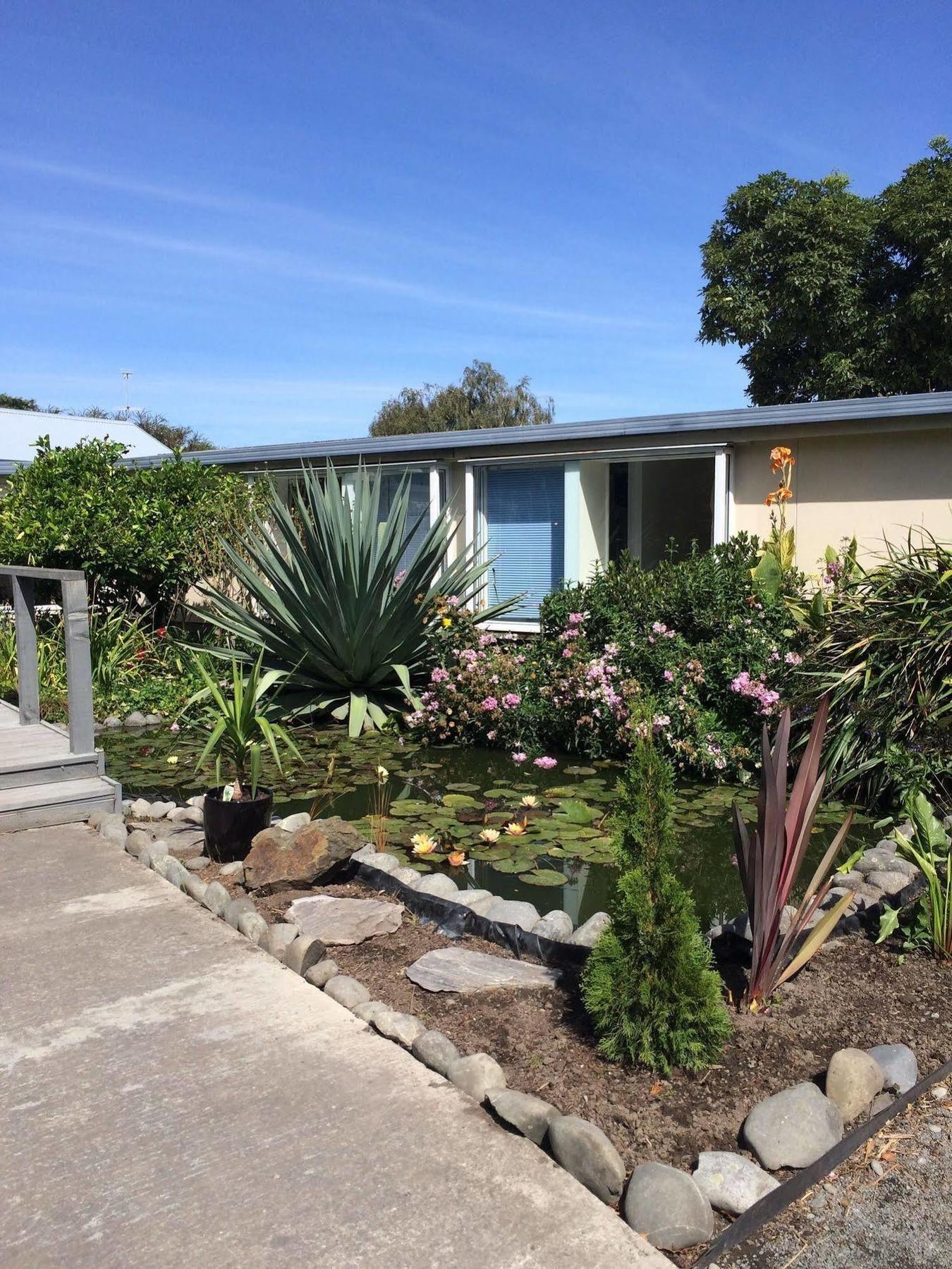 Water Lily Garden Bed & Breakfast 3*