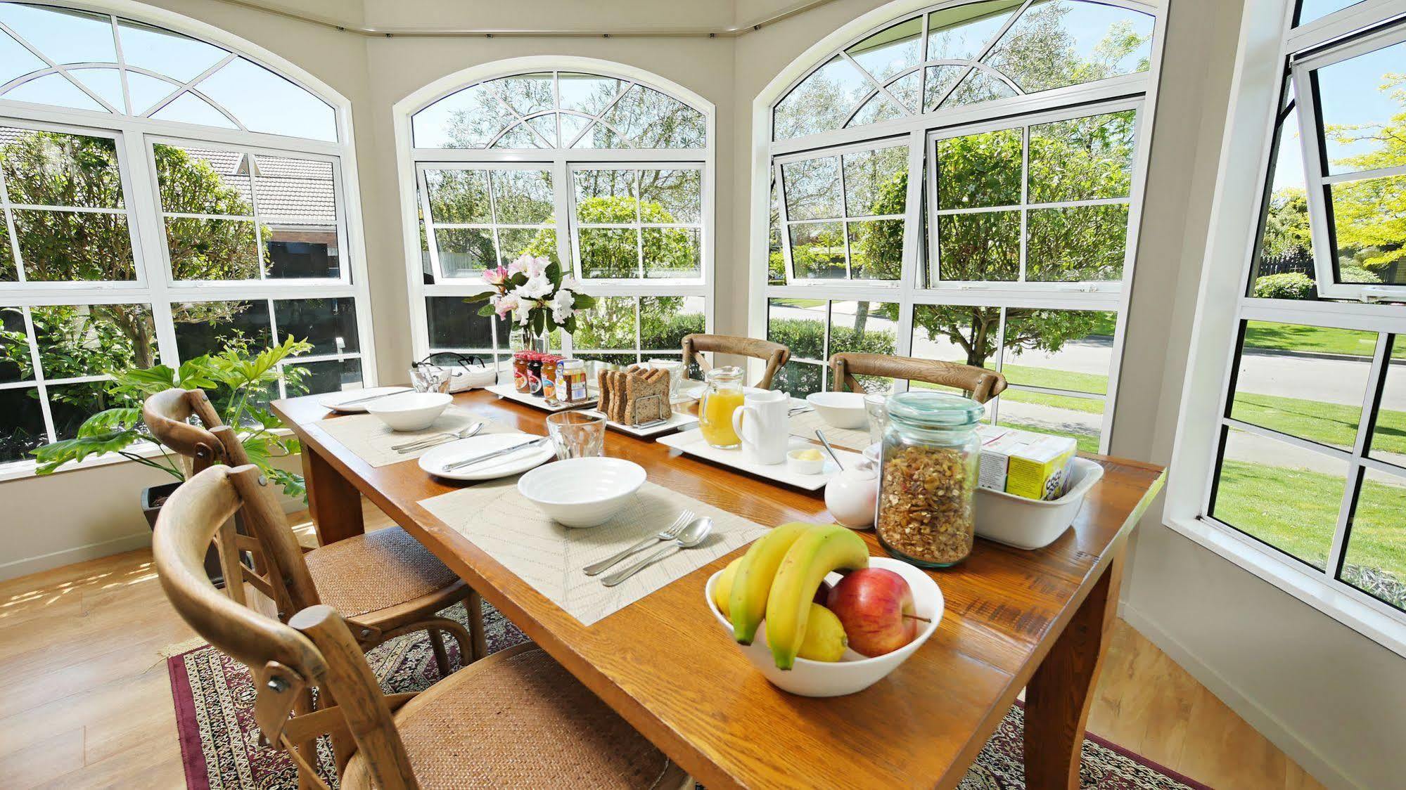 Olive House 4*