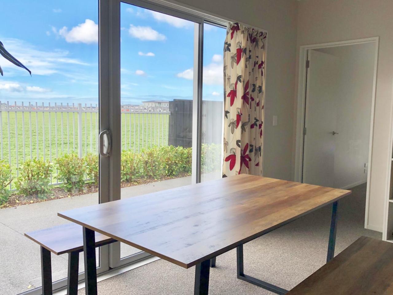 Lovely, Sunny, Sweet Apartment