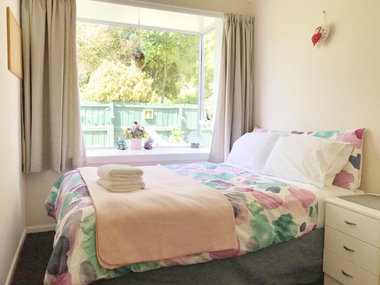 Studious Village Guest house Christchurch