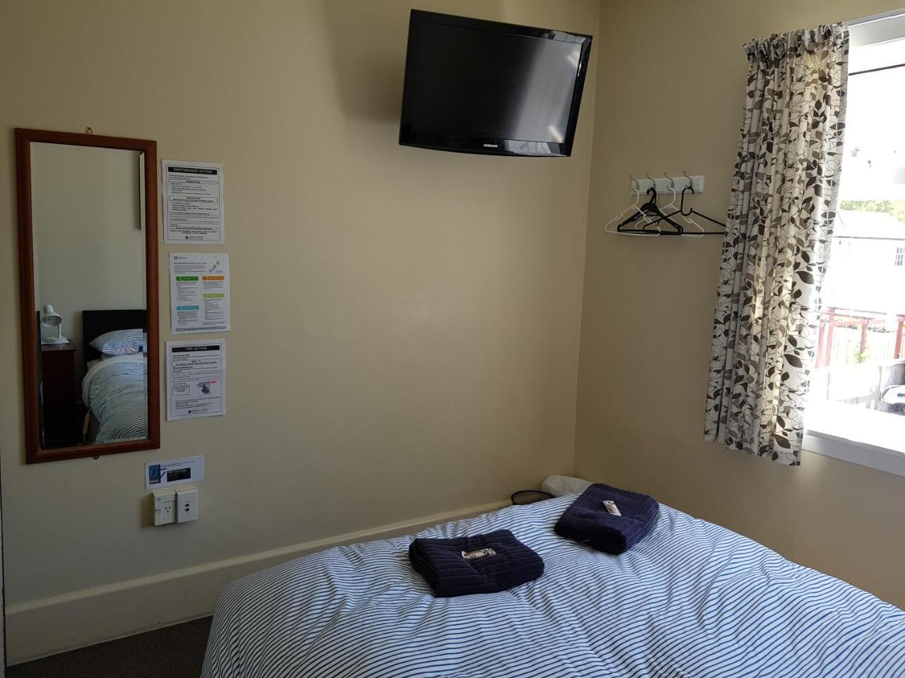 Dorset House Backpackers