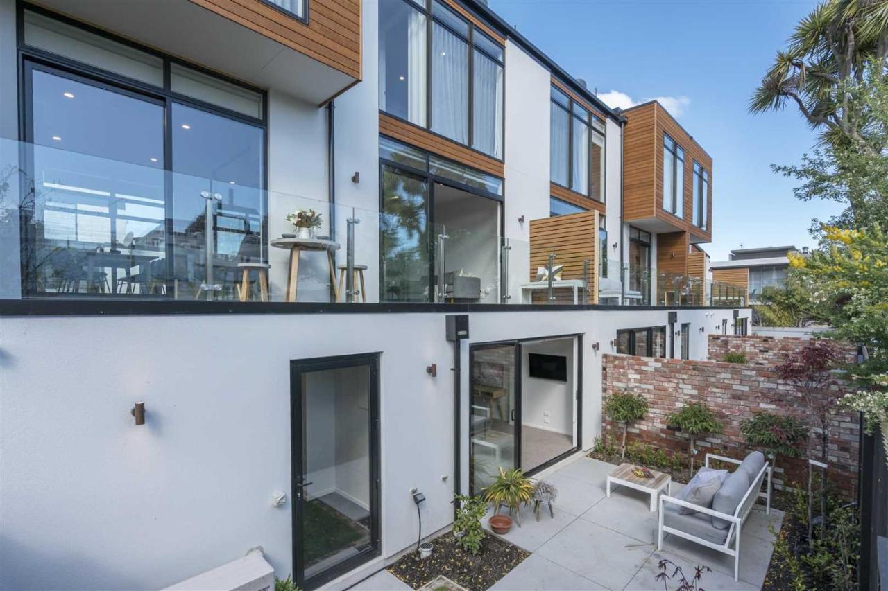 Architectural Urban Diamond Holiday home Christchurch