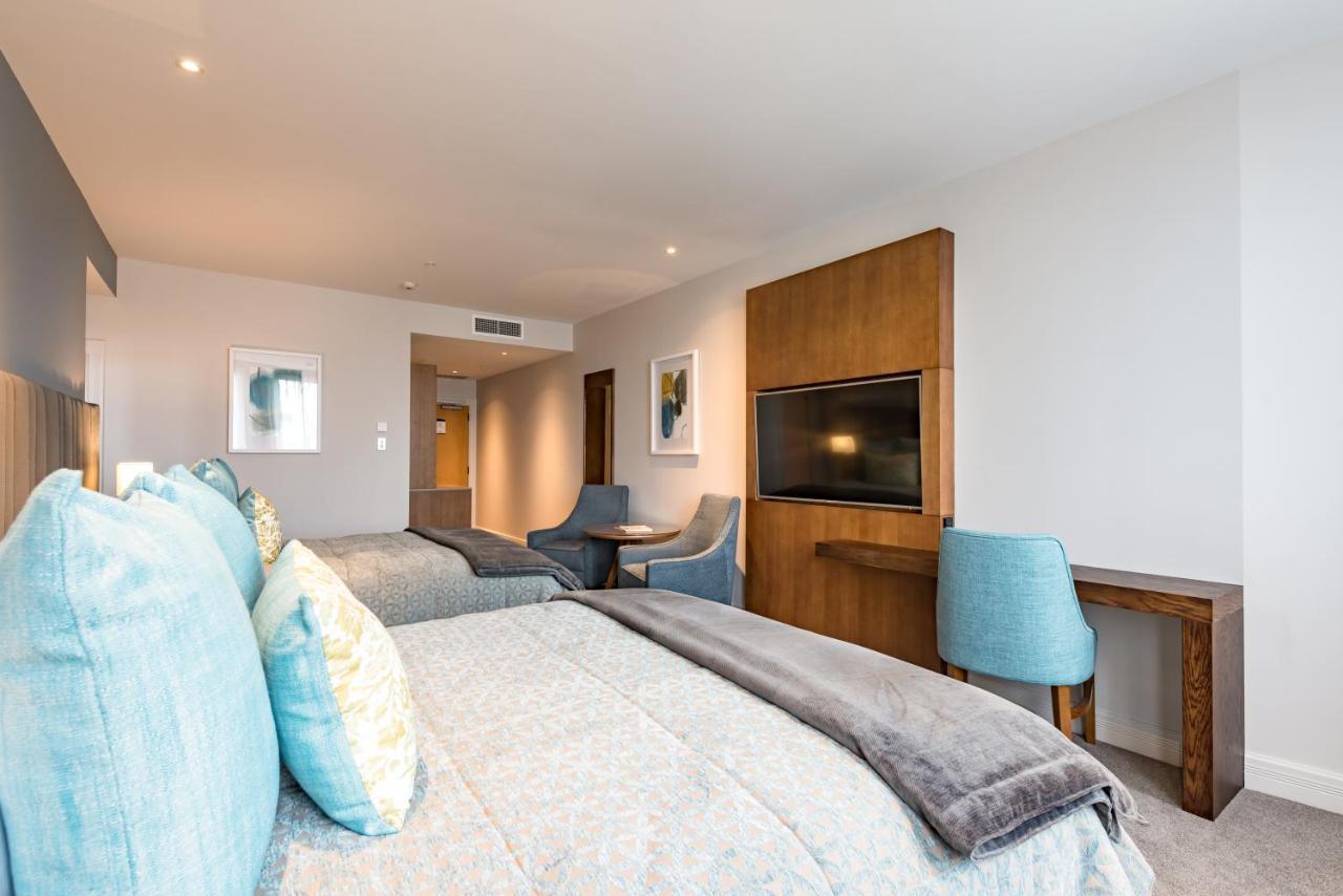 Hotel Distinction