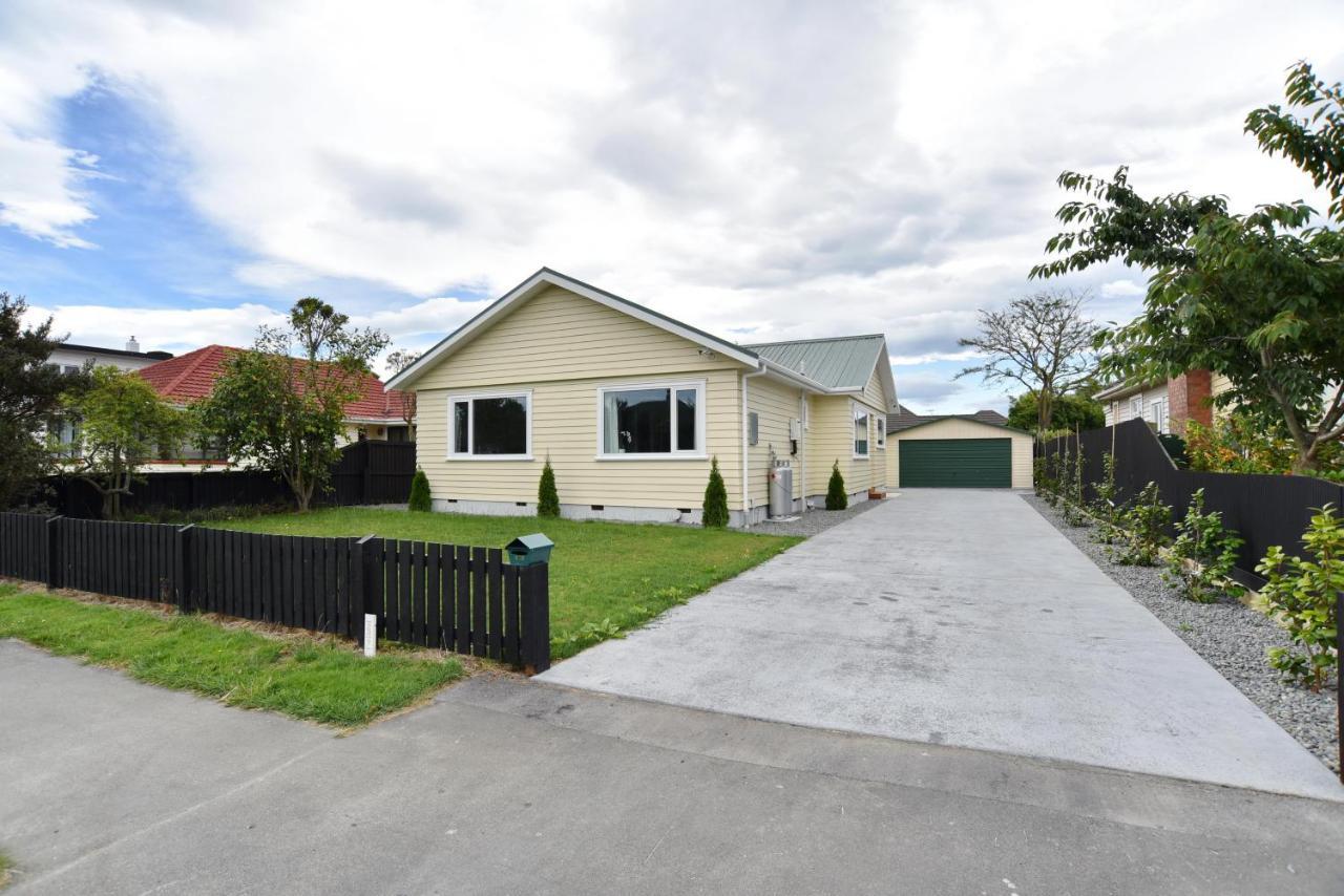 Weston - Spacious & Family Friendly - Bookahome Christchurch