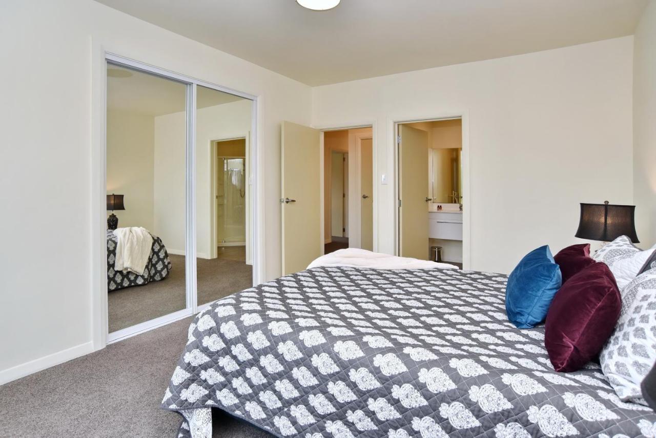 Weston - Spacious & Family Friendly - Bookahome Holiday home Christchurch