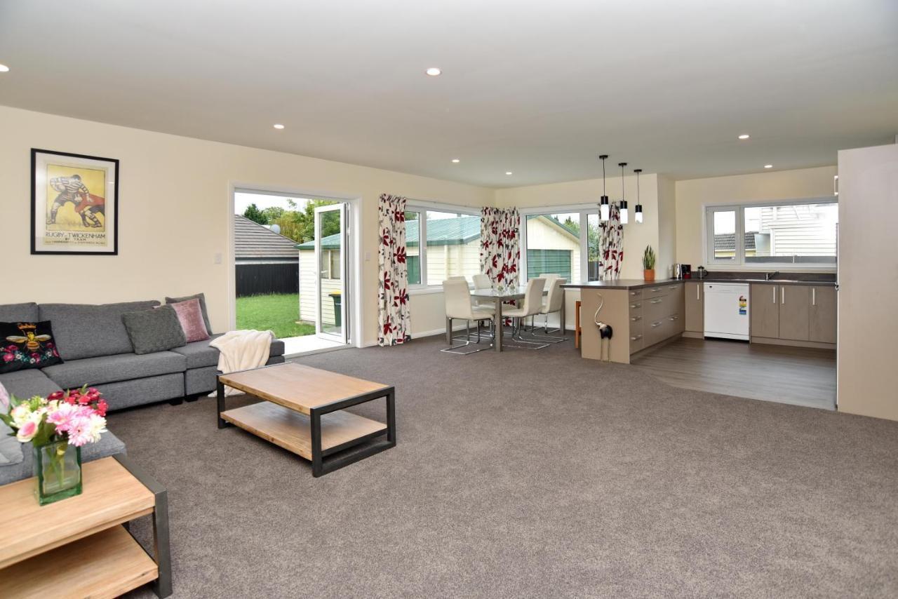 Holiday home Weston - Spacious & Family Friendly - Bookahome
