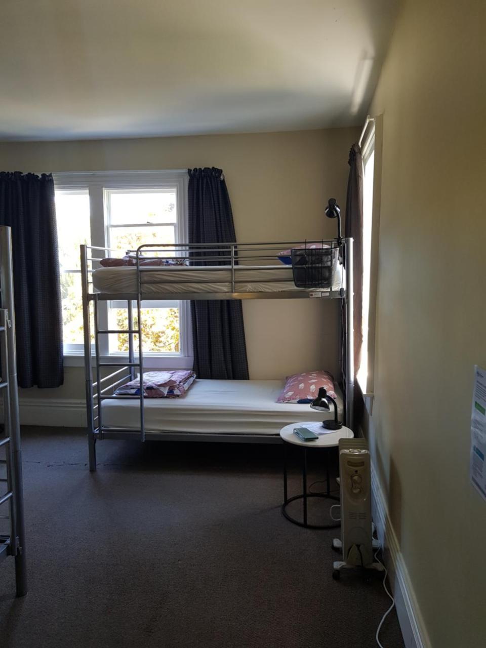 Dorset House Backpackers Hostel